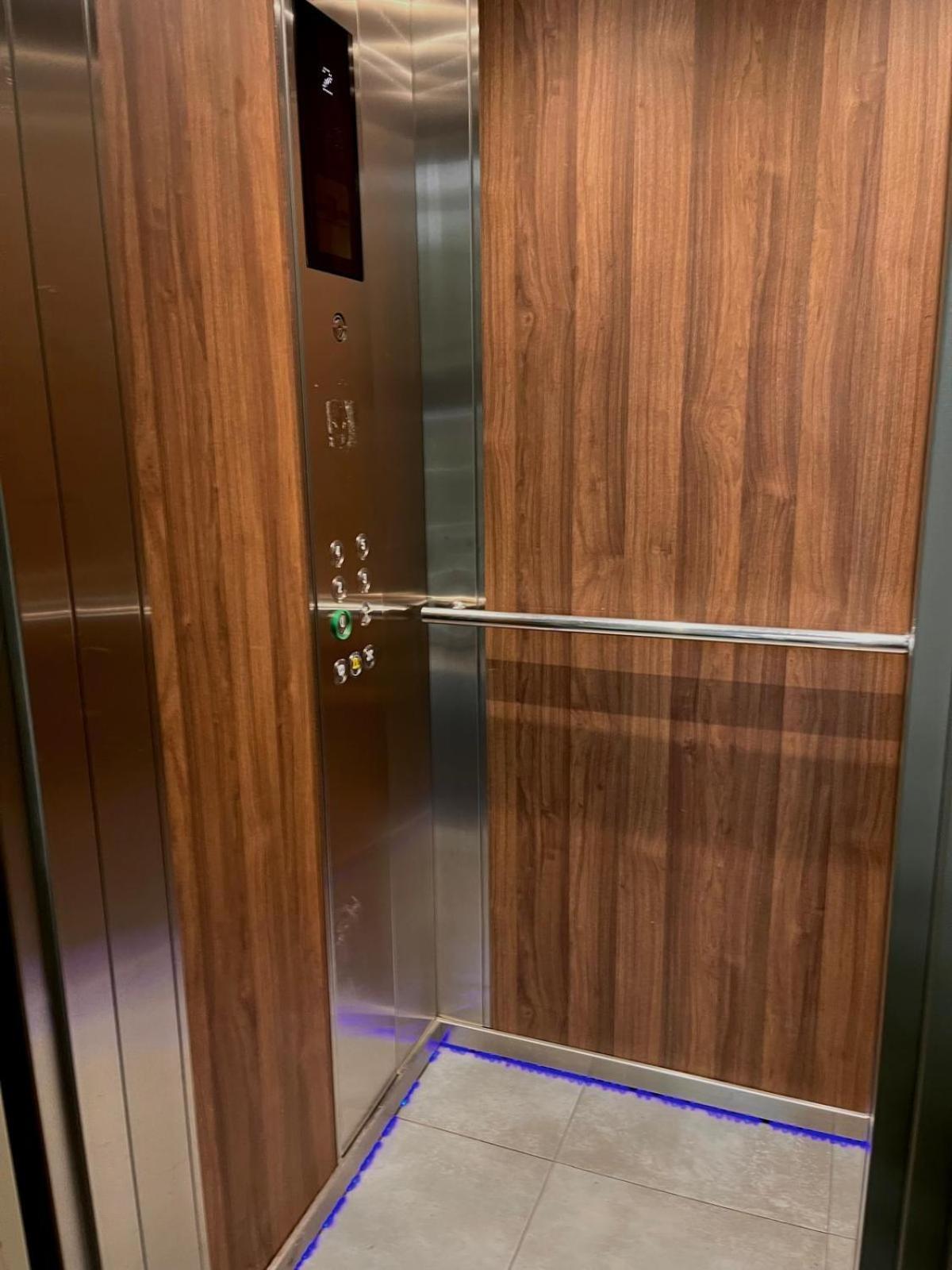 Petit 1 Bed Room Condo Warszawa Center Екстер'єр фото